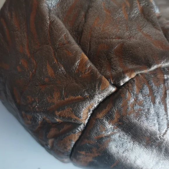 B. Makowsky  Leather Shoulder Bag‎ - Picture 5 of 10